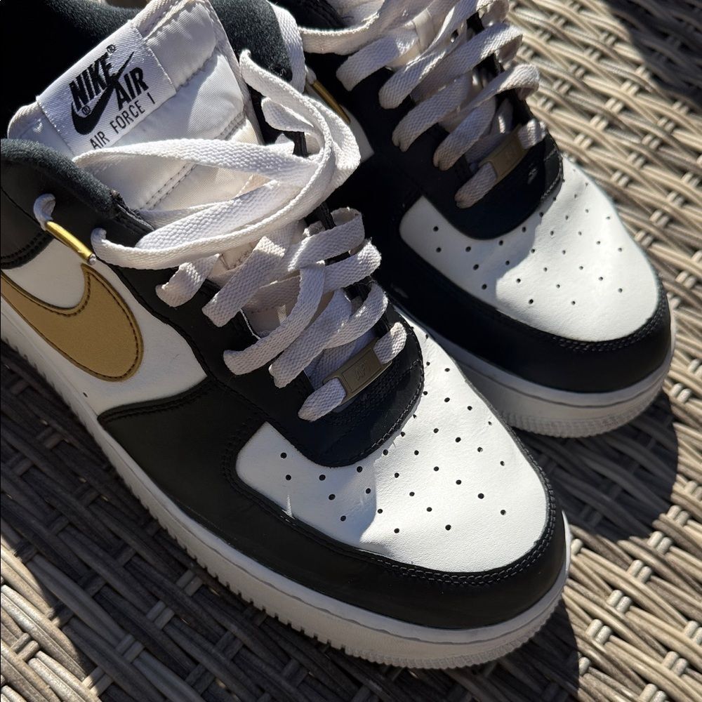 Nike Air Force 1 ’07‎ Black White Gold Sneakers Men’s 13